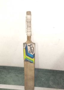 Kookaburra International Sports Dues Bat