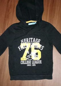 black hoodie 😍😍
