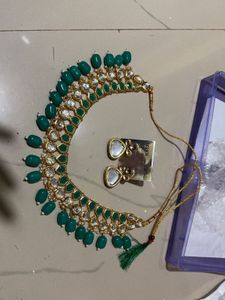 Emerald Kundan Choker Set