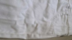 Classic White Skinny Jeans – Sleek &amp; Chic
