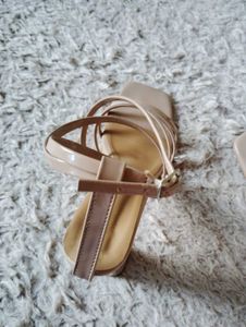 J&amp;M Looks Strappy Heel