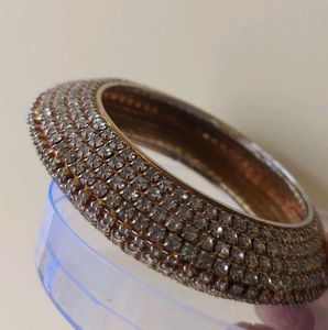 Sparkling Single Bangle Bracelet