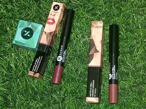 Two Sugar Matte As Hell Crayon Lipstick &amp;1sharpner