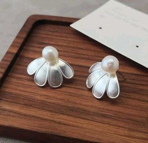 Pearl Flower Earrings