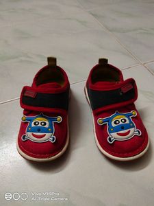 Babyhug shoes