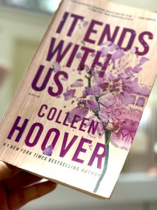 It Ends With Us: Colleen Hoover