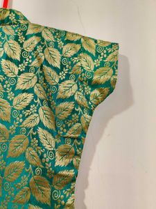 Green Leaf Printed Short Kurti For Girl
