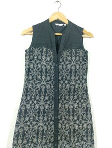 Max Black Printed Cotton Kurti (Women)