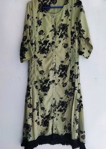 Light Green Floral Buttoned Kurta