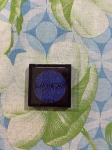 FLICKA  Slay the Day Eyeshadow