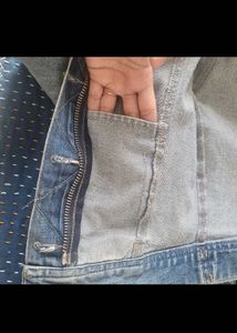 FREEBIES WITH DENIM JACKET