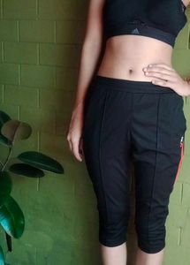 Gym, yoga And Jogging Women Capri