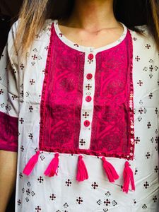 Cute Pink &amp; White Kurta