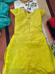 All The Ethical Wear I Am Selling At Jst  Rs.600 /