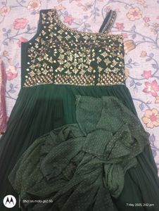 🔥 Mirror Work Green Gown With Dupatta🔥