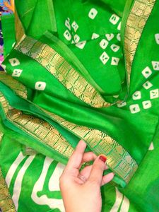 Green Bandhani Saree💚
