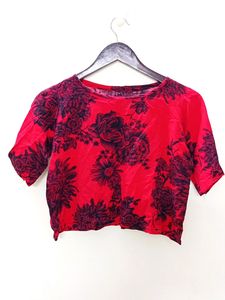Red ♥️ Floral Crop Top