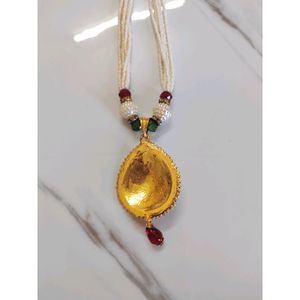 Trendy Beaded Pendant Set with Earrings ✨