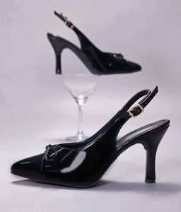 Bow Heels