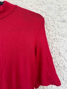 Fitted Red Top Mango