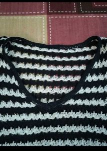 Striped Knit Cropped Top
