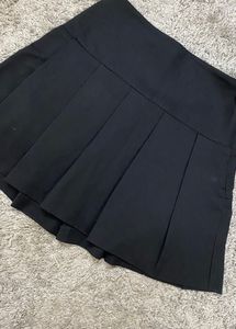 Black Pleated Skirt