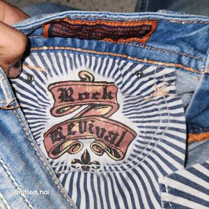 Rock Revival Jean⭐️💎