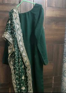 Green &amp; Gold Embroidered Salwar Kameez