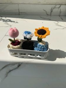 Chrochet Tulip/ Rose/ Sunflower Pot