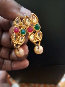 new pack of 2 Earrings