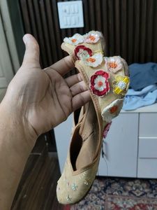 Ethnic Jutti Shoes
