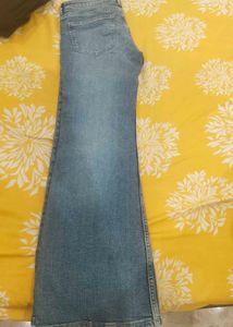 Low Waist Flared Jeans