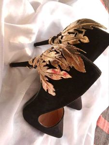 Embellished High Heels Satin Court Heel in Black