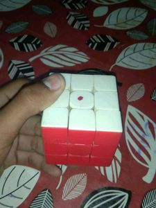 Orange Rubik&#39;s Cube