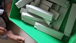 5-Tier Multi-Color Plastic Storage Drawer Unit