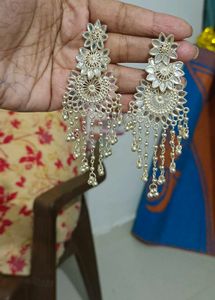 earings