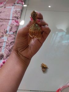 Golden Zumaka Earrings