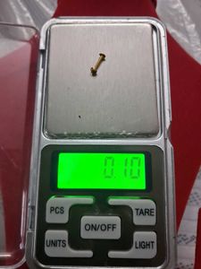 Gold Stud Nosepin