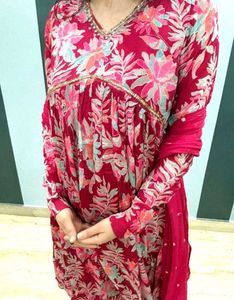 Pure Chinnon Alia Cut Suit Set