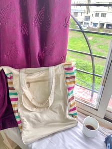 Aesthetic Tote Bag 🕯️
