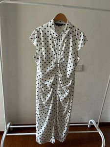 White &amp; Black Spot Print Ruched Front MIDI Dress