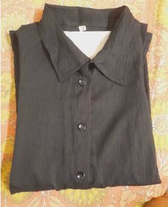 Ruffled Shirt: Women