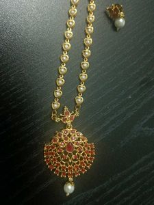 Gold Tone Necklace &amp; Earrings Set