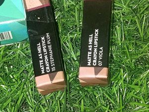 Two Sugar Matte As Hell Crayon Lipstick &amp;1sharpner