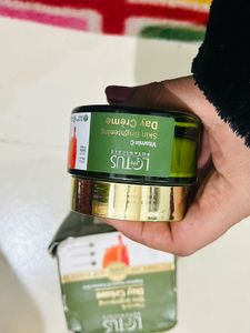 Lotus Botanicals Skincare Kit