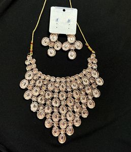 Elegant Crystal Jewelry Set