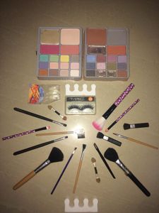 Makeup Accessories