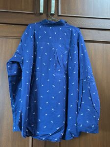 Old Navy Blue Print Shirt