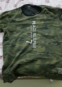 hi I want to sell thus brand t shirt for sale