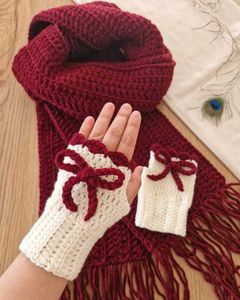 Burgundy Knit Scarf
